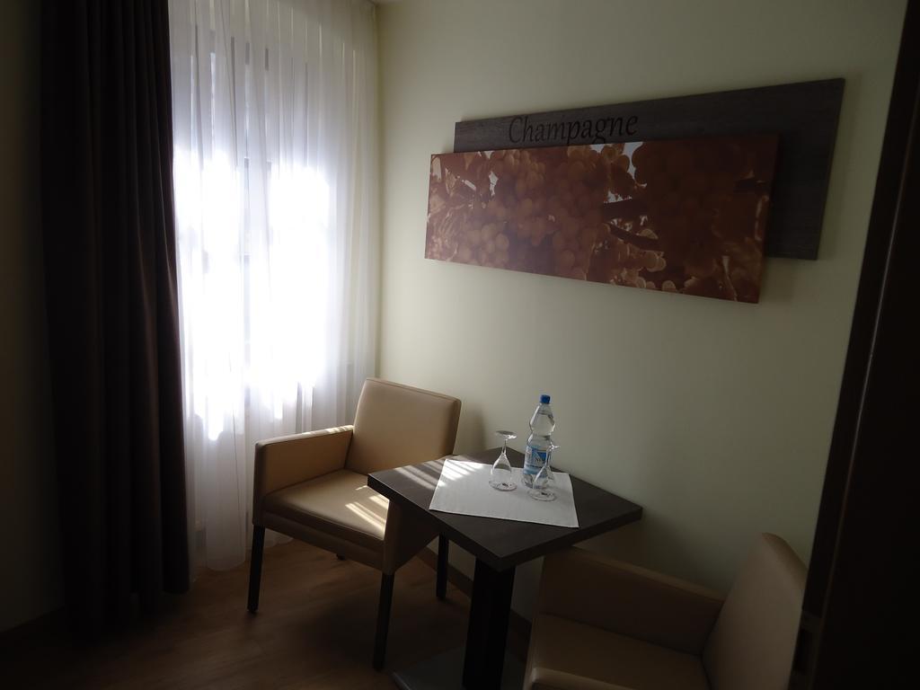 Gasthaus Huwer Bernkastel-Kues Room photo